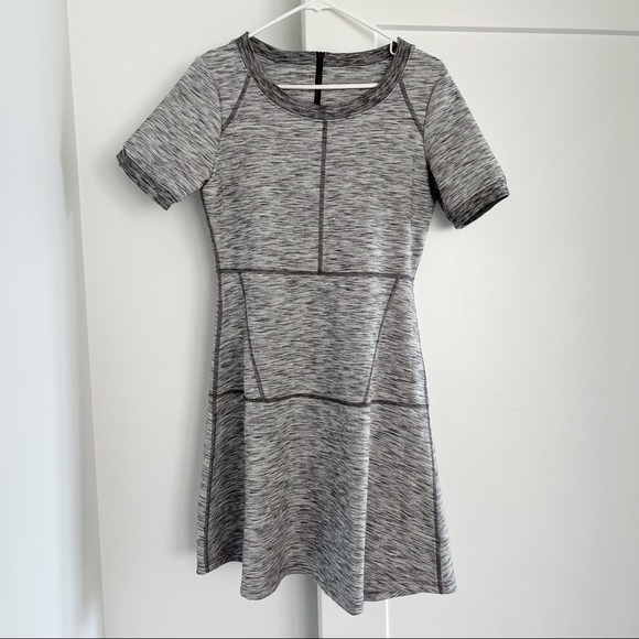Athleta En Route Fit & Flare Heather Gray Dress - Picture 4 of 5